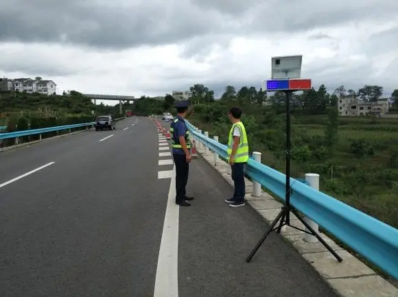 淄博高速公路钢护栏